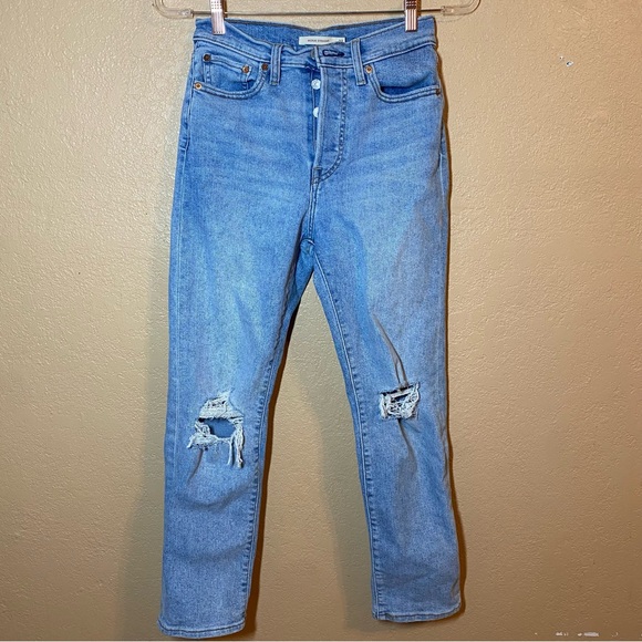 Levi's WEDGIE straight Denim Button Fly Distressed High Rise Jeans Size 27 - Picture 1 of 3